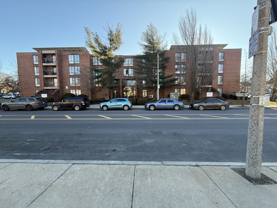 Foto del edificio - Roxbury Hills