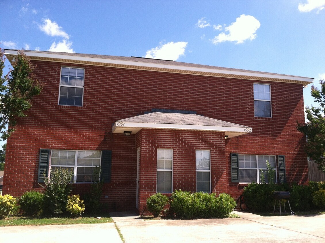 Primary Photo - Twin City Duplex Available Soon!