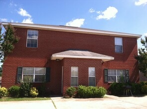 Building Photo - 1281 Ty Ct