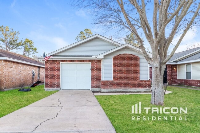 Building Photo - 3155 Boynton Dr