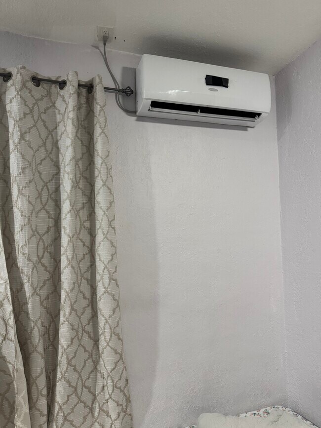 Foto del edificio - 4181 NW 34th Way