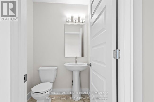 Building Photo - 343 Cantering Dr