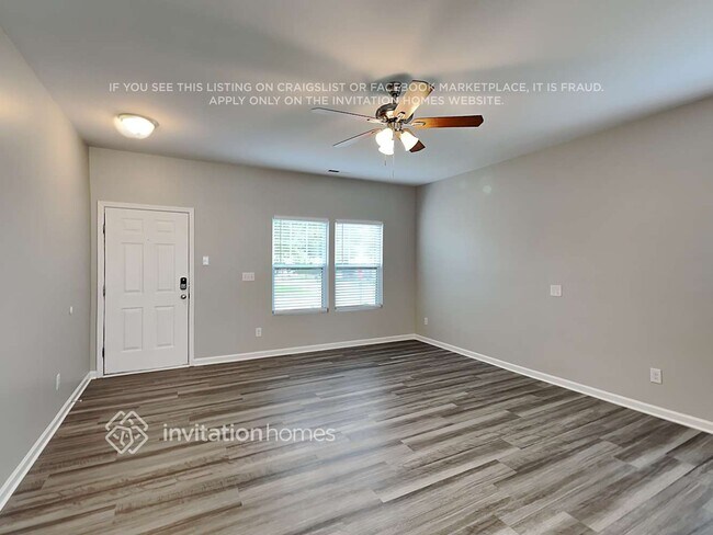 Foto del edificio - 516 Landis Oak Way