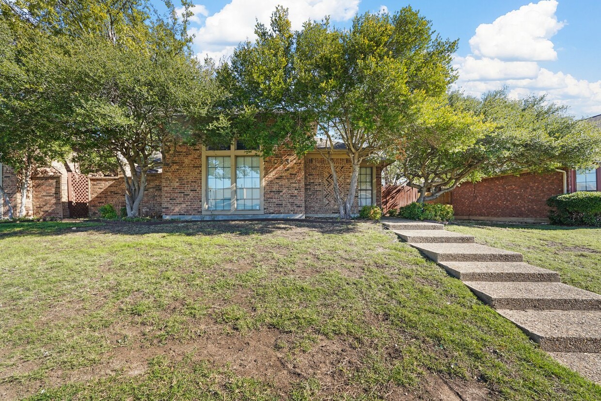 Photo - 4031 Saint Christopher Lane