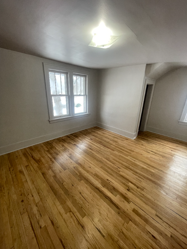 Foto del edificio - 3232 Leahy St