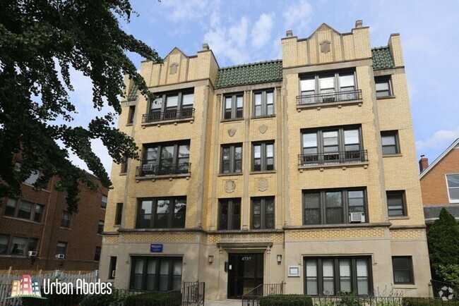 Building Photo - 4738 N Hermitage Ave