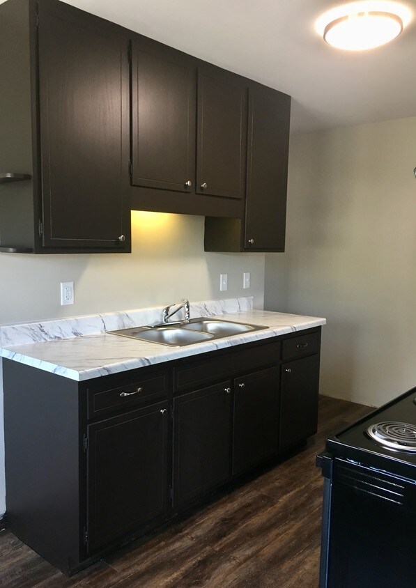 The Oaks of West St. Paul 177 Thompson Ave E West Saint Paul, MN