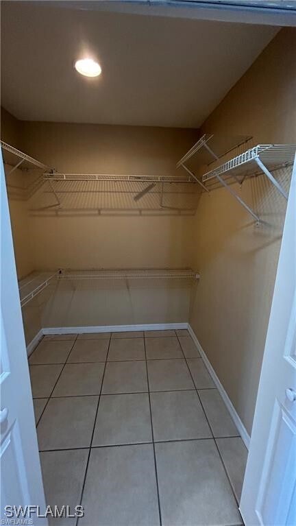Building Photo - 1540 Crestwood Cir N