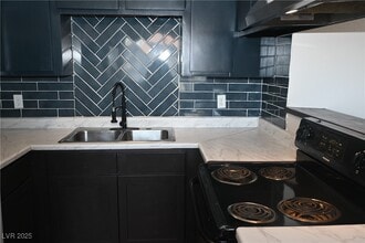 Building Photo - 1512 Cobb Ln