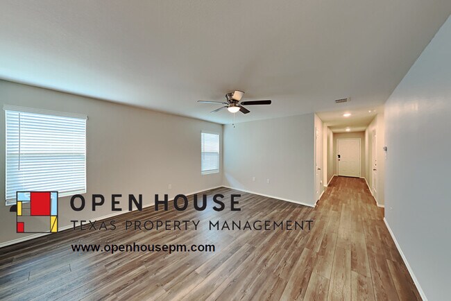 Building Photo - 437 Falling Star Dr, Haslet