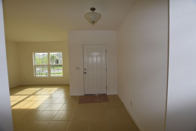 Foto del edificio - 9365 St Therese St.