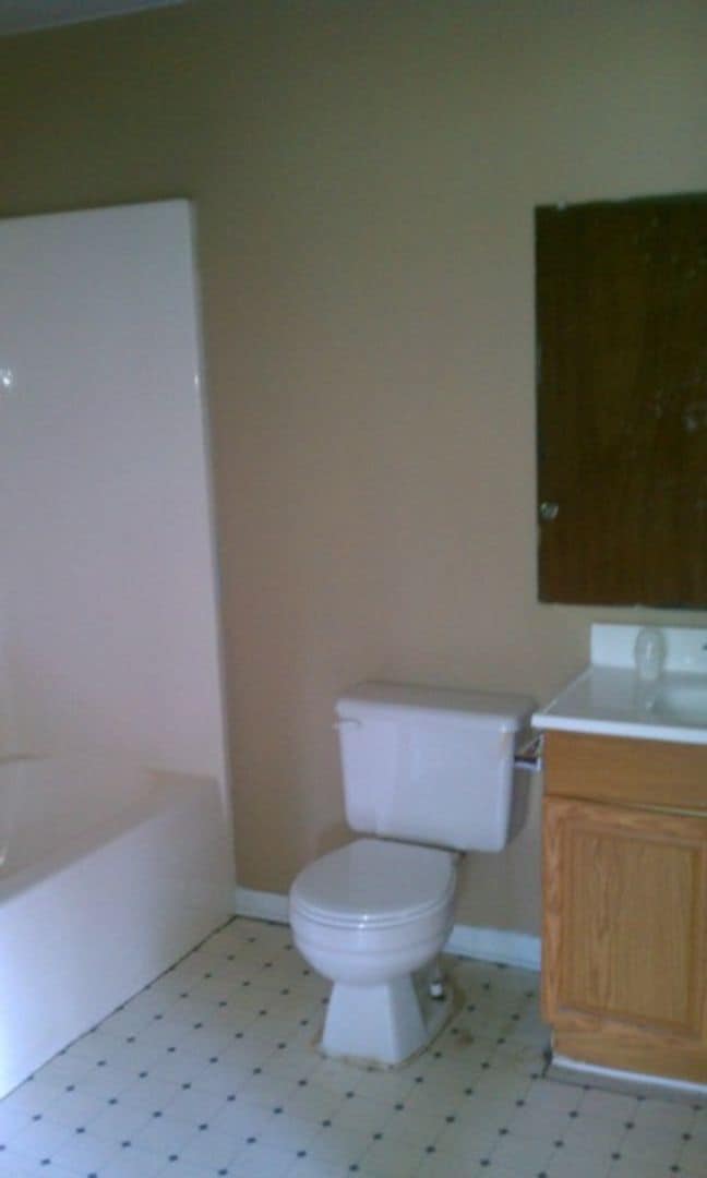 Building Photo - 4636 Starmer Dr