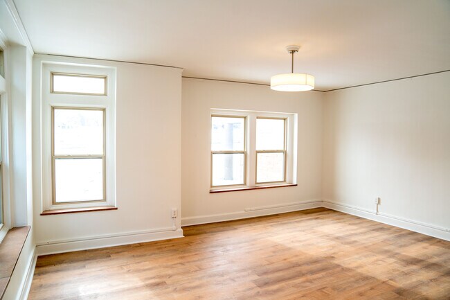 Living Room - 3009 Grand Ave