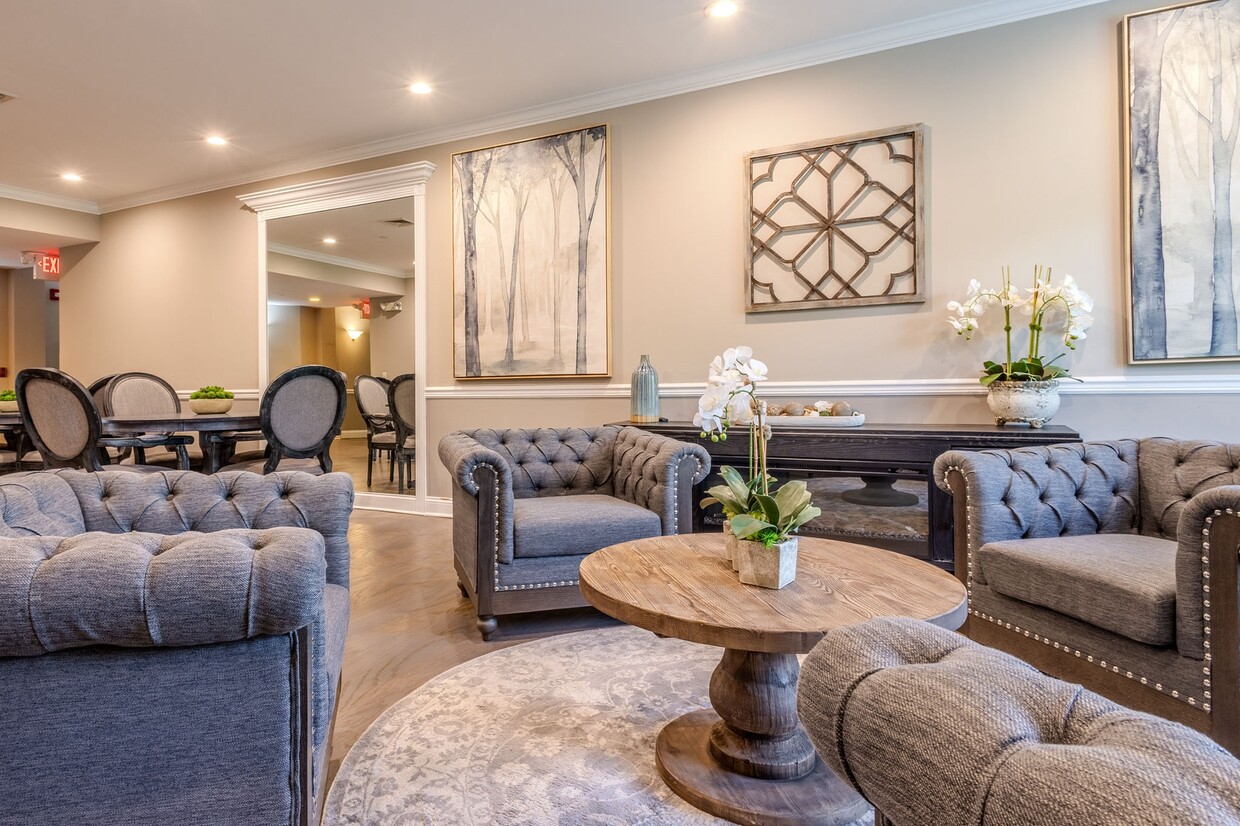 Montage-lobby2-area - Montage at Hamilton Apartments 55+ Community
