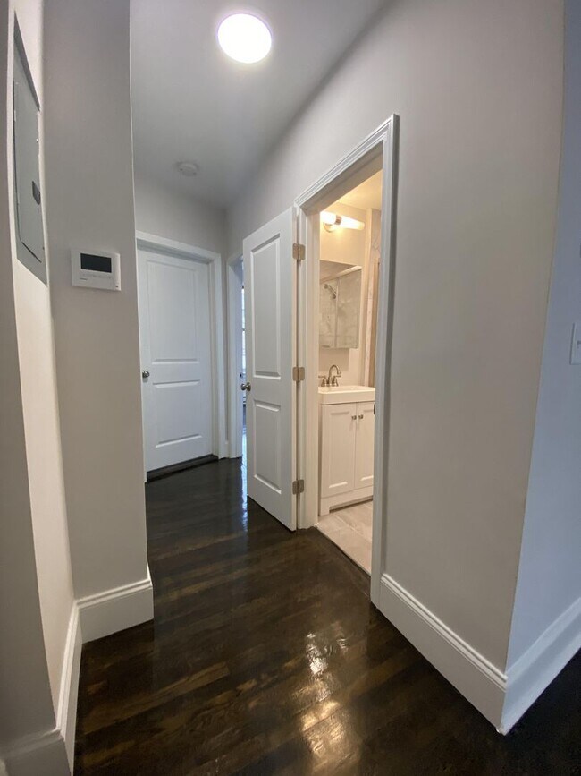 Foto del edificio - Luxury 2-Bedroom Apartment in Back Bay  – ...