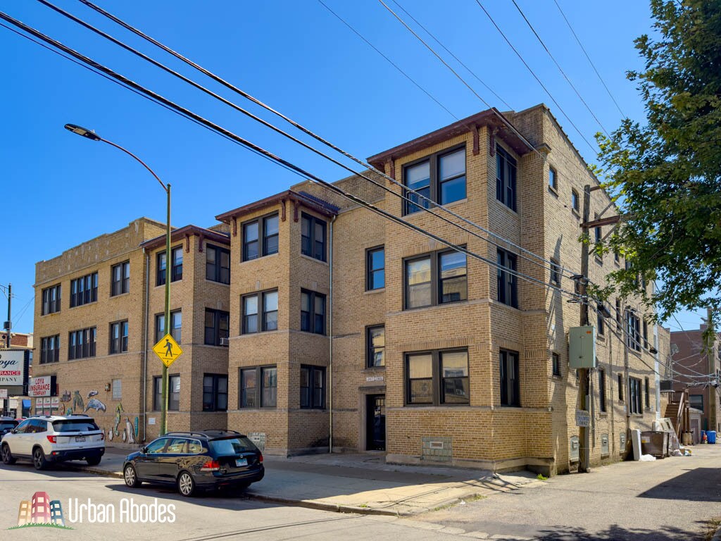 Primary Photo - 2409 W Wilson Ave