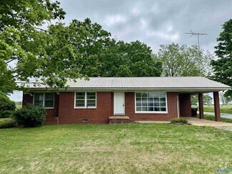 Building Photo - 26676 Pettusville Rd