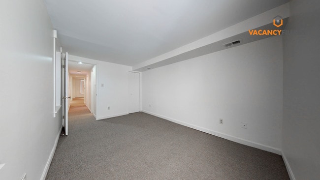 Building Photo - 731 S Bond St