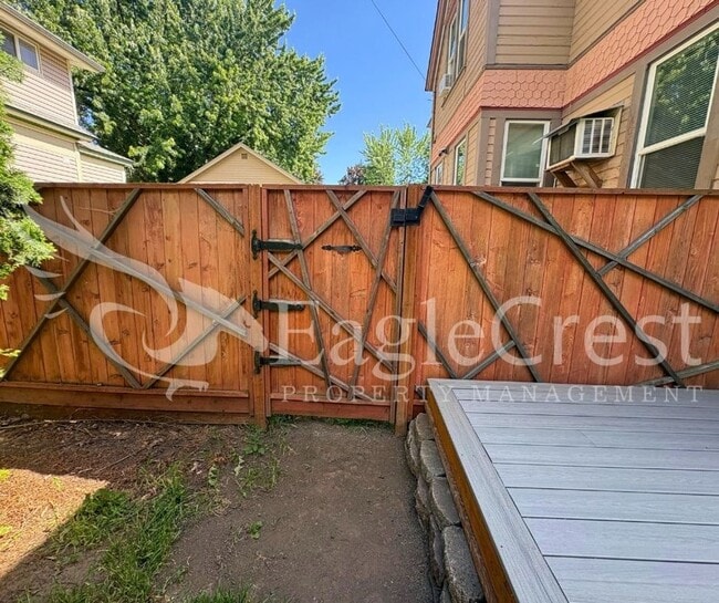 Building Photo - Charming Historic 4-Bedroom Home with Fenced Yard & Chicken Coop ~ $200.00 OFF 2nd MONTH RENT