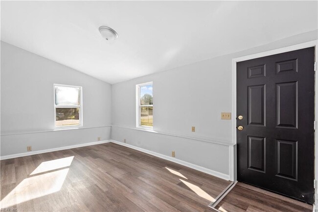 Foto del edificio - 1007 E Russell Ct