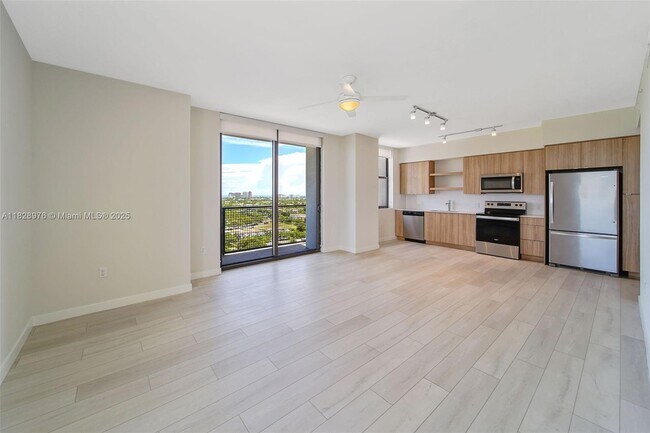 Foto del edificio - 555 NE 8th St