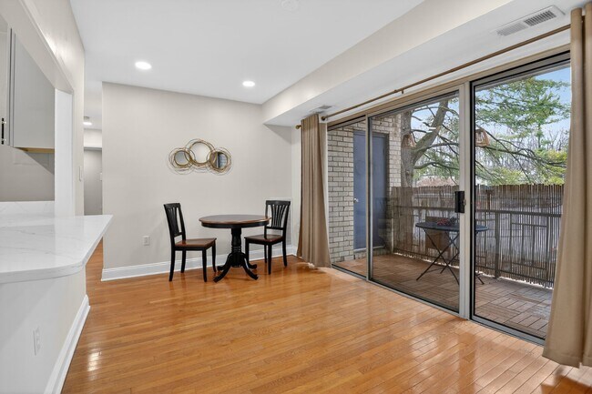 Building Photo - 12301 Braxfield Ct