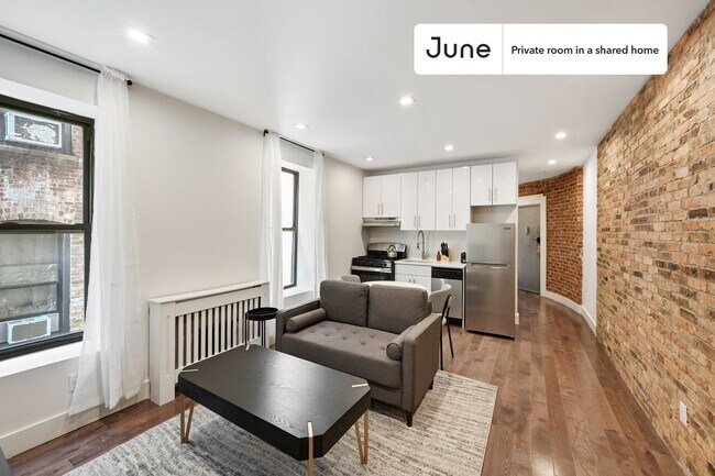 Building Photo - Room in Shared 4 bed/2 bath home