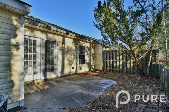 Foto del edificio - 335 Twin Eagles Dr, Columbia, SC 29203