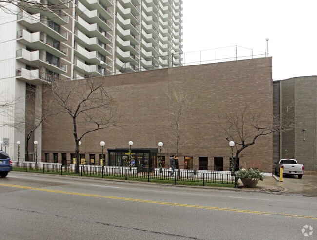 Foto del edificio - Malibu East Condominium