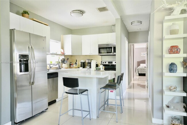 Photo - 18076 NE 19th Ave House