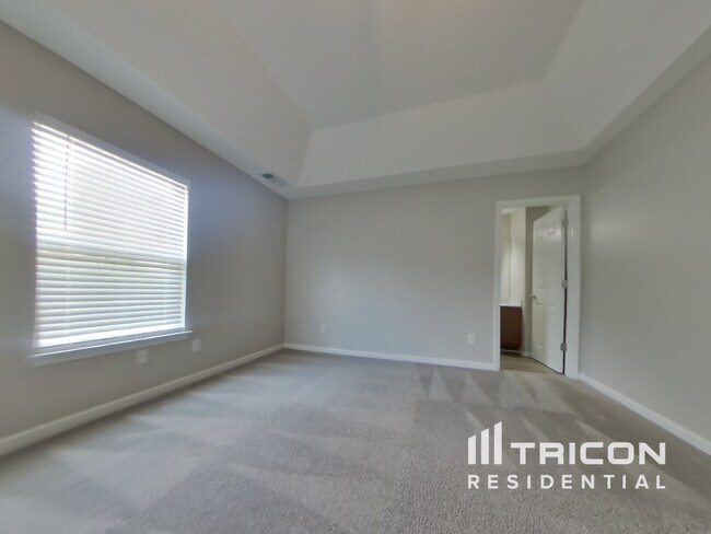 Foto del edificio - 107 Silver Bow Ln