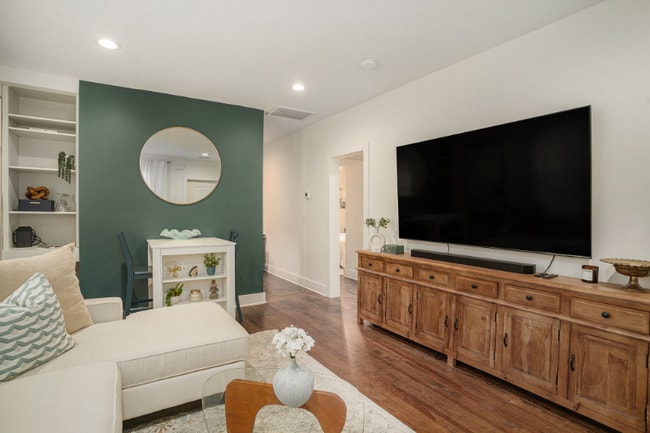 Photo - 1913 Orvid St House