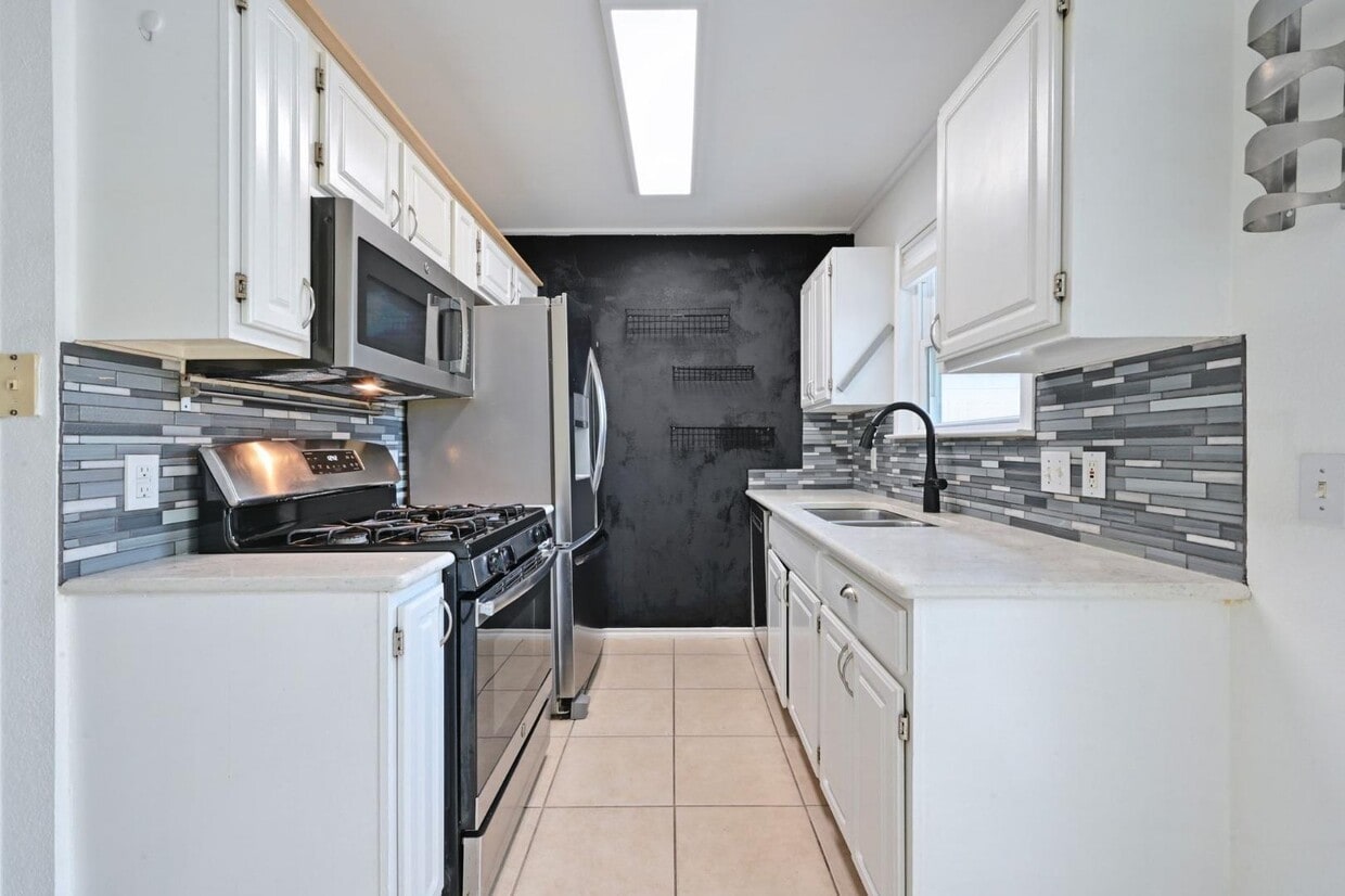 Foto principal - 13816 Golden Flax Trail