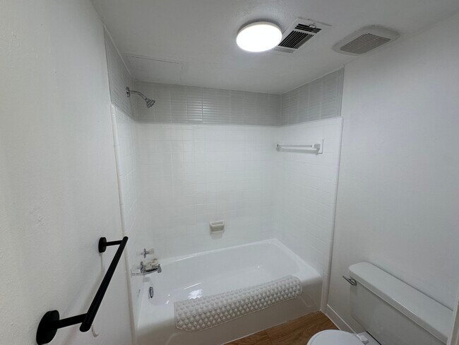 Foto del edificio - 417 Walker St