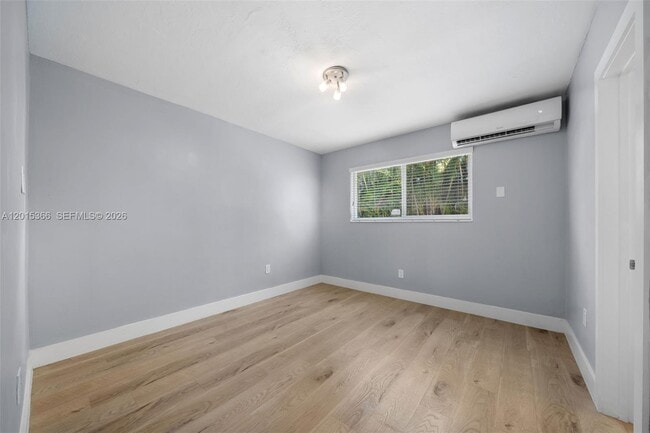 Building Photo - 6330 SW 79th St