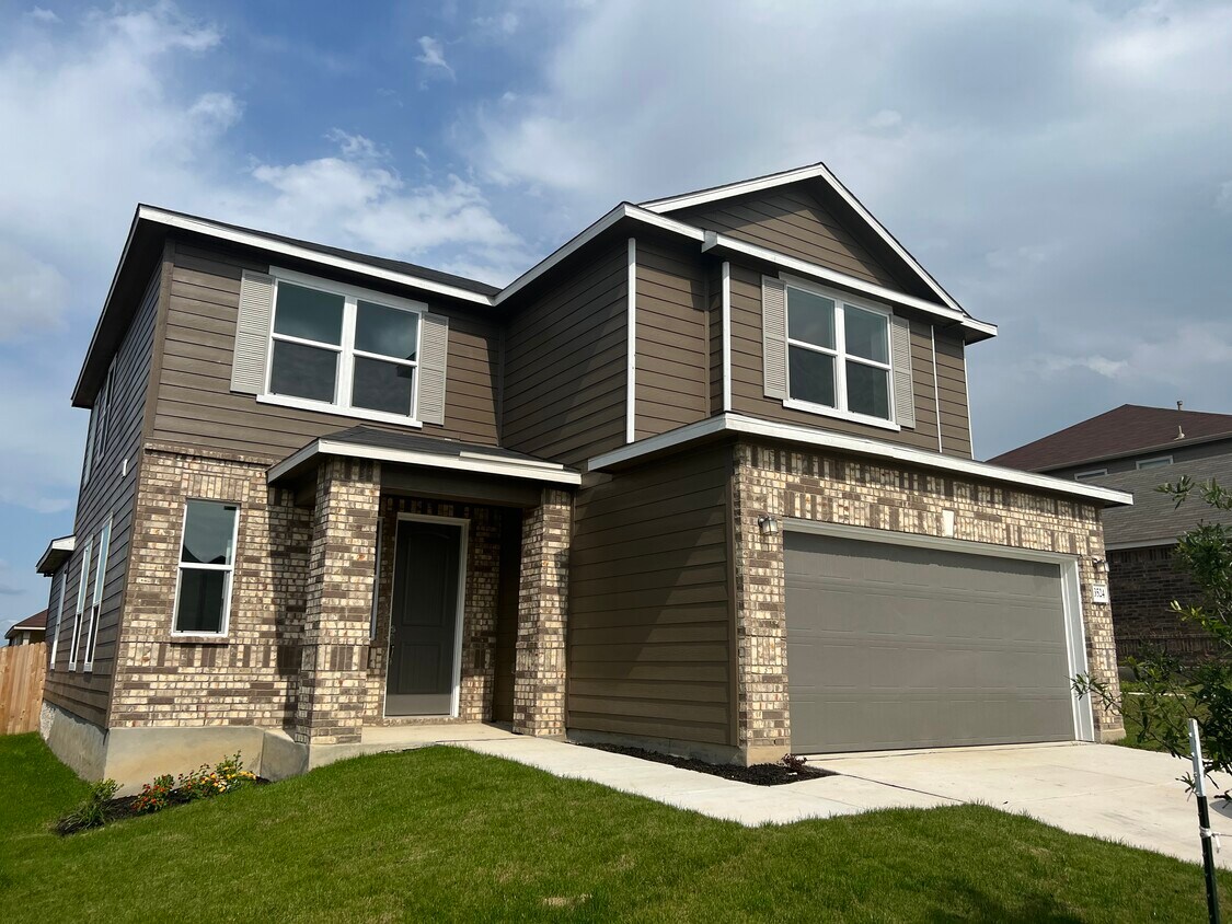 3524 Sand Castle Wy, Converse, TX 78109 House Rental in Converse, TX