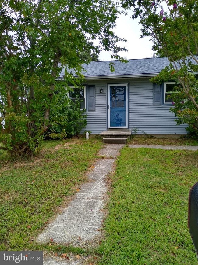 Building Photo - 307 Cedardale Ave