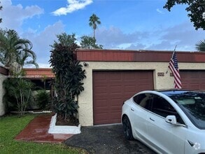 Building Photo - 6520 NW 98th Terrace