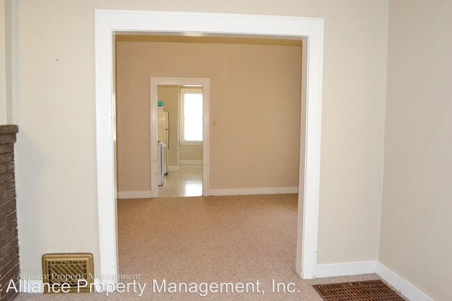 Building Photo - 1425 Humboldt St