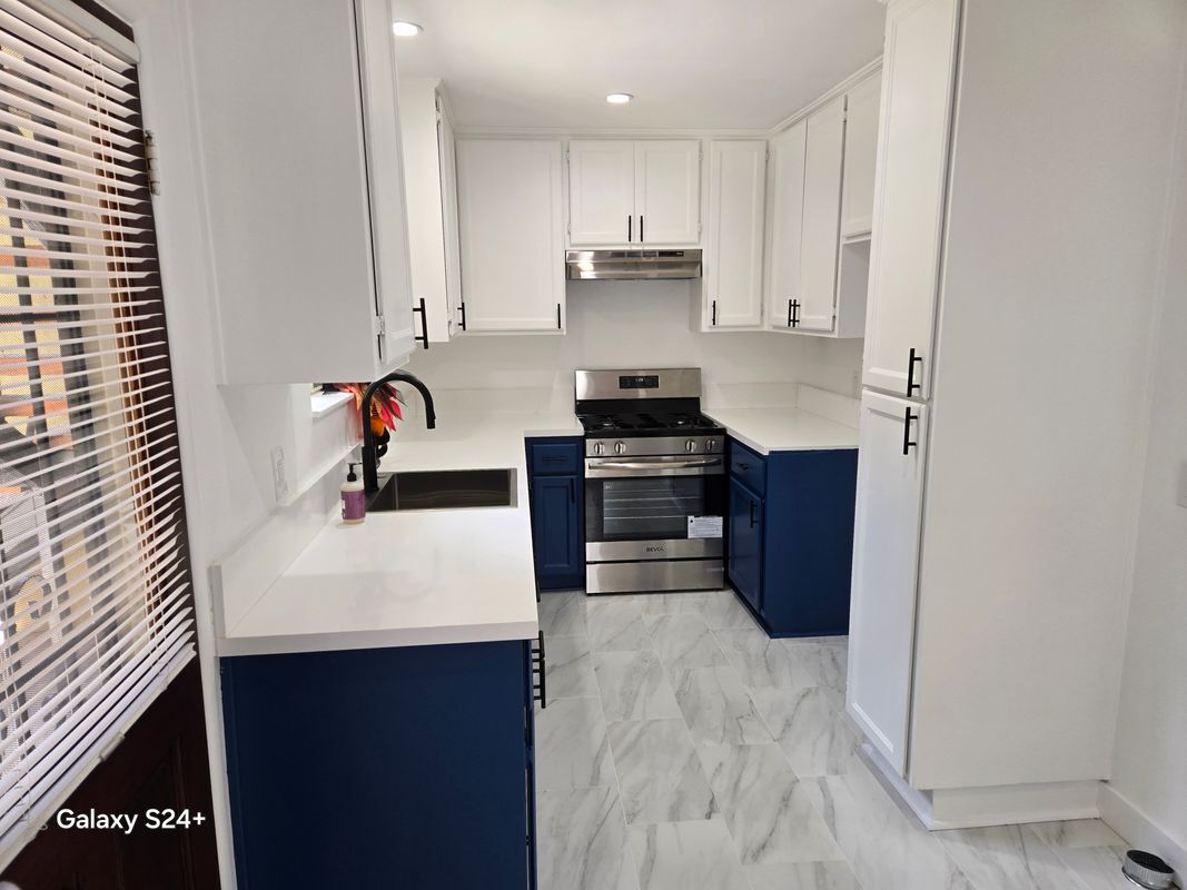 Primary Photo - 1570 N Verdugo Rd