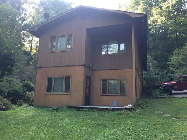 Primary Photo - 29 Teaberry Rd