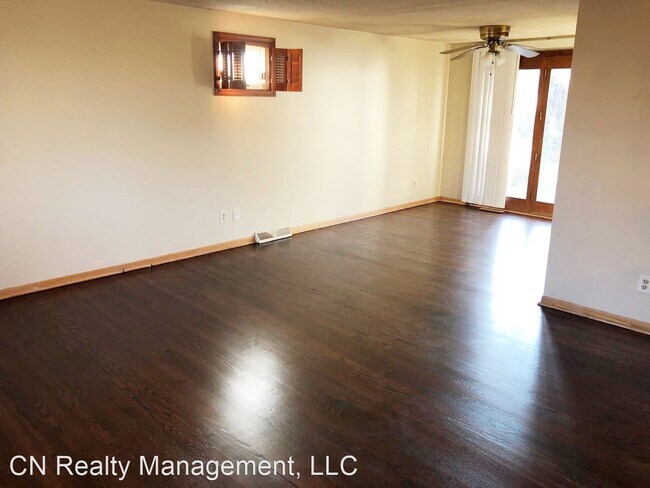Building Photo - 3 br, 1.5 bath House - 5000 North Crystal Ave