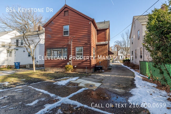 Building Photo - 854 Keystone Dr