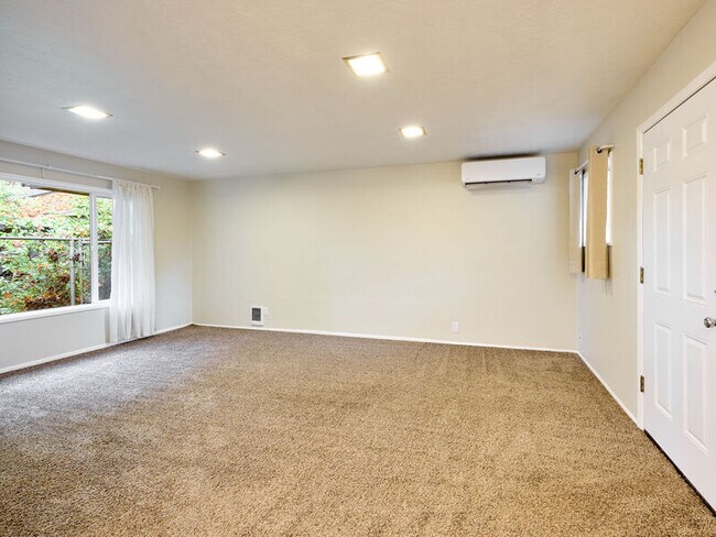 Foto del edificio - 268 Boone Rd SE