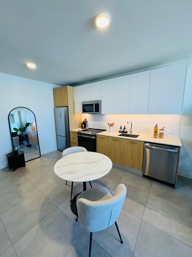 Foto del edificio - 224 NW 31st St