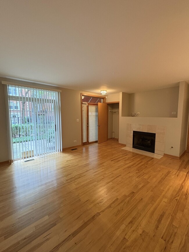 Foto del edificio - 1033 E 46th St