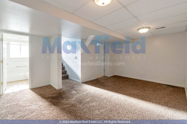 Building Photo - West Jordan Cul-de-sac home 4 BD 2 BA 1 GA