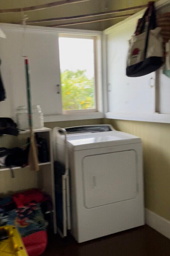 Foto del edificio - 100 Kapiolani St