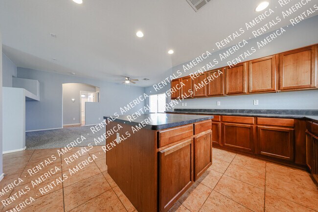 Building Photo - 18166 N Jameson Dr