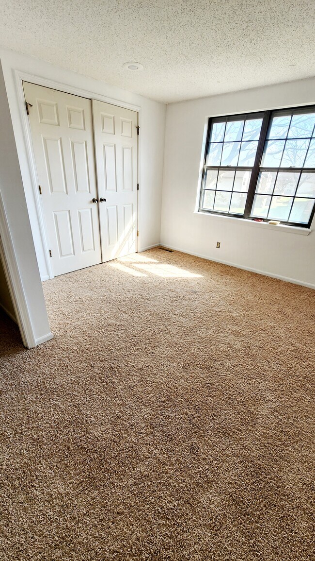 Tercera habitación - 9721 W 83rd Ter